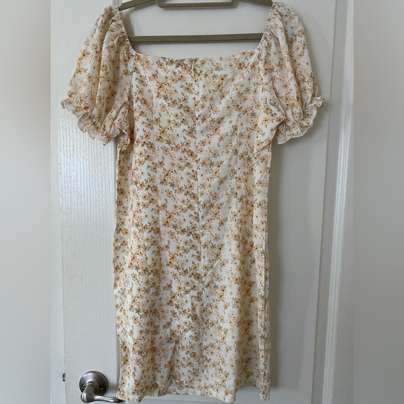 Dresses Bundle - Picture 4 of 7